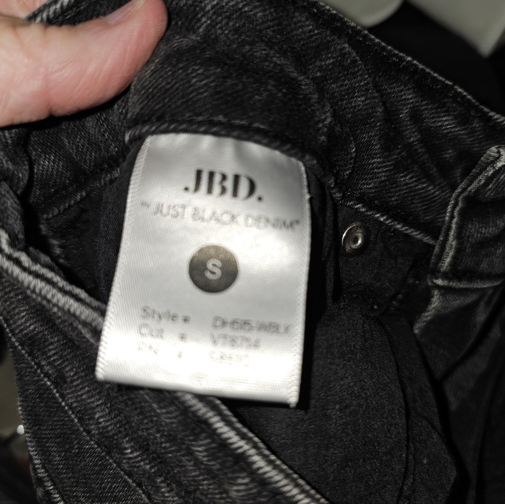 JBD, Women's Black Denim Shorts, Size Small - Picture 7 of 7